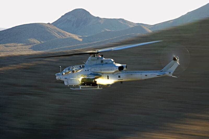 Bell AH-1Z - 最も過酷な状況にも耐えうるよう設計された攻撃・偵察用 