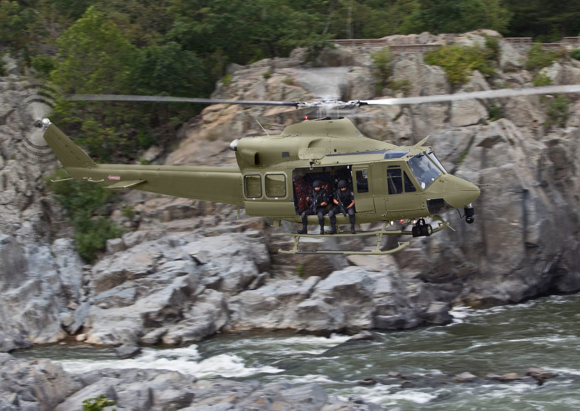 ウェブ_標準-Bell 412 - LE - 米国公園警察 - Hero - XGM_6994-12