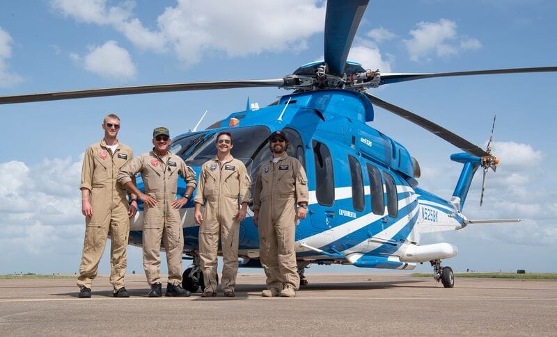 トレーニング-動画-サムネイル-インストラクター