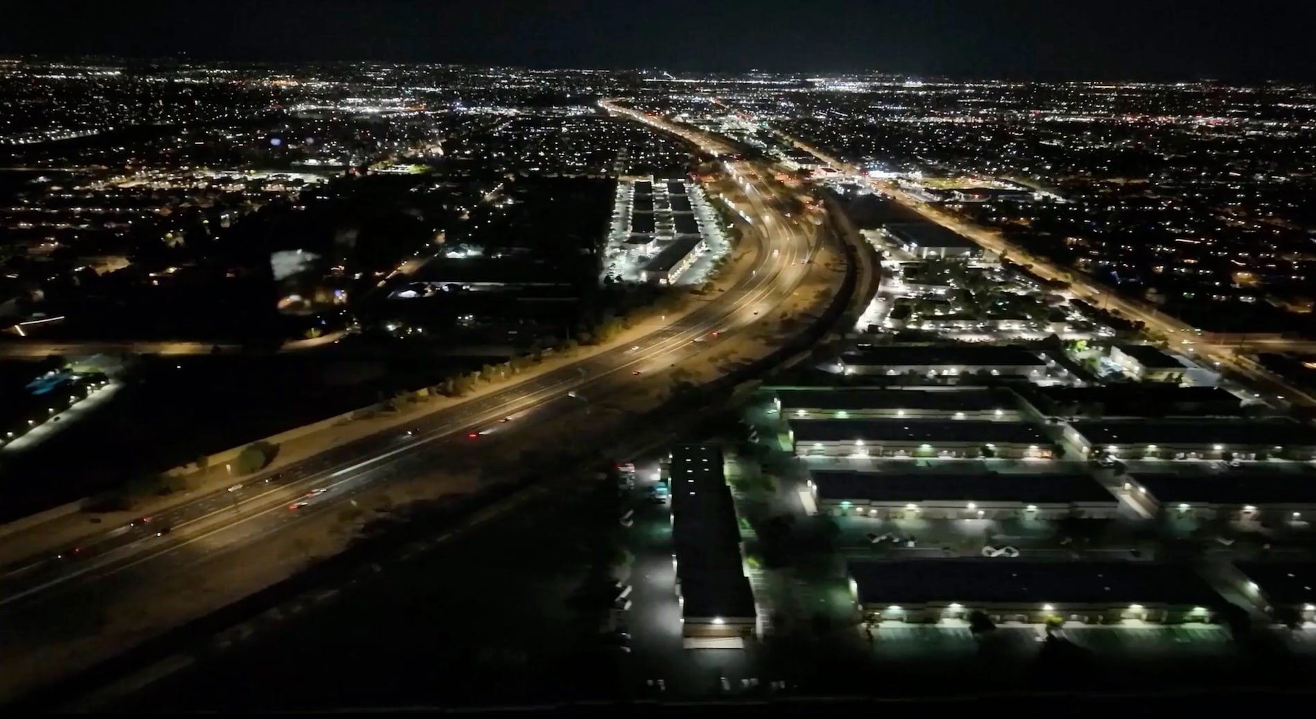 ピオリアビデオカバー